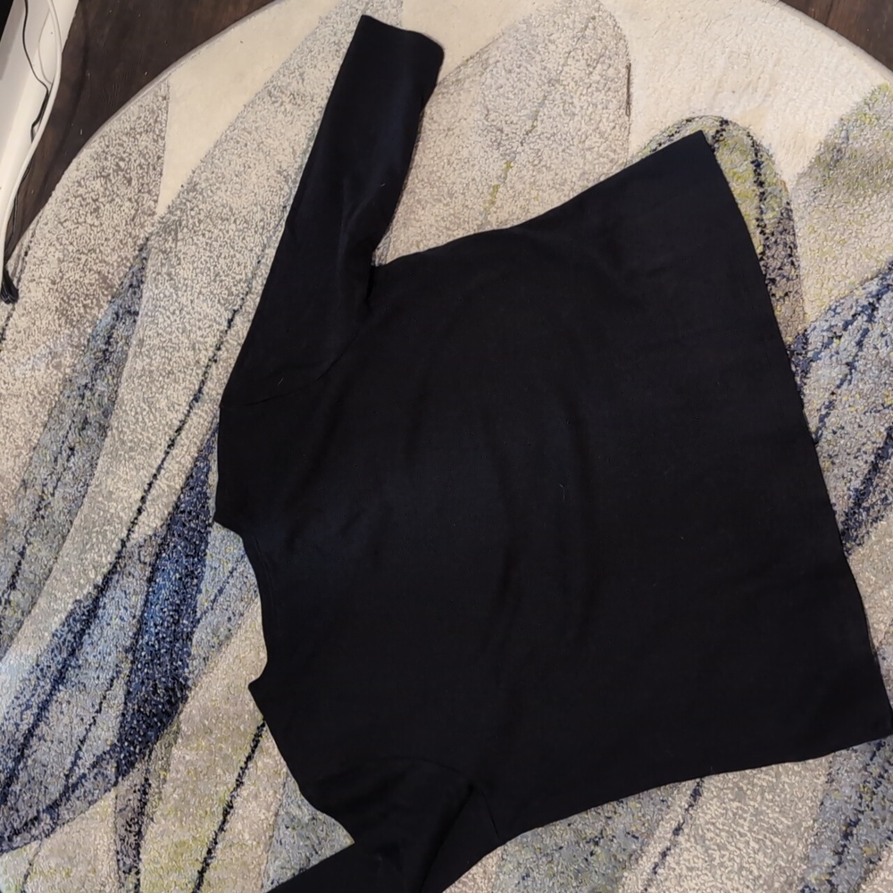L.L. Bean Women's Black Jersey Top - Picture 4 of 4